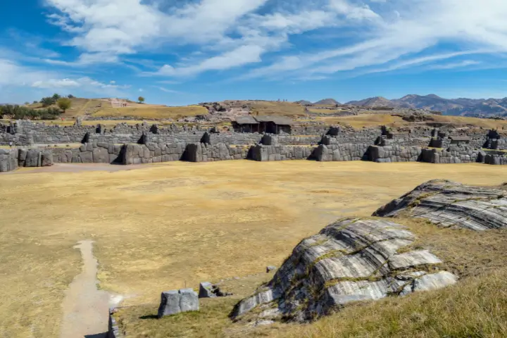 Peru travel - cusco saqsayhuaman